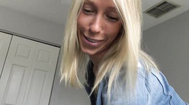 Perfect Body Blonde Milf Rides Dick Like a Champion and Loves Cum On Her Pretty Face