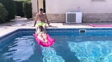 La neighbor's mom gets sheepishly fucked in doggystyle and takes him like mom!