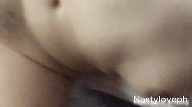 Pinay Sarap Na Sarap Na Pussy Gushed Sa Malaking Dildo Solo Amateur