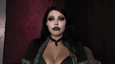Vampire Face Fetish Destroyed O Face Gushing