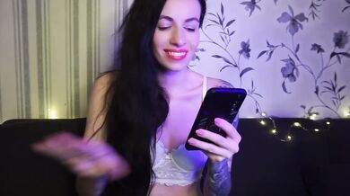 Brunette Verified Amateur Domina Sph Humiliation Laughs At Your Small Dick