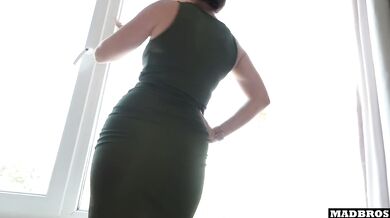 British Hotwife Invited Us To Destroy Her Big Ass With Extreme Rough Interracial Anal And Creampie