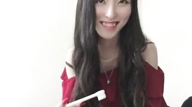 Chinese Subbed Japanese Amateur Spit Handjob With Toys Destroyed Gushing Cumshot POV