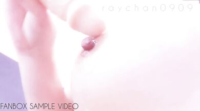 Japanese amateur masturbates with dildo until nipple orgasm destroyed gushing