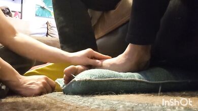 Submissive Wife Kneels To Worship His Cock While He Games Against Valkyrie Queen