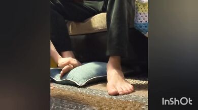Submissive Wife Kneels To Worship His Cock While He Games Against Valkyrie Queen