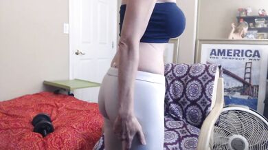 Daily Smoke Tease Tara Smith July 5 2019 Big Tits MILF Workout Smoking Fetish Cum Countdown Pumping Iron Flexing Biceps Smoking Milf