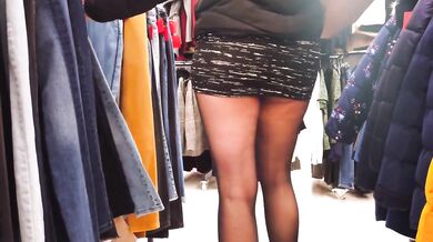 Public Voyeur Upskirt Choked MILF Mom Mom in Mini Skirt Outside Destroyed Gushing