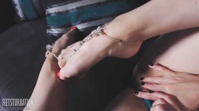 Dirty Feet Worship Masturbation Solo Female Orgasm With Cum