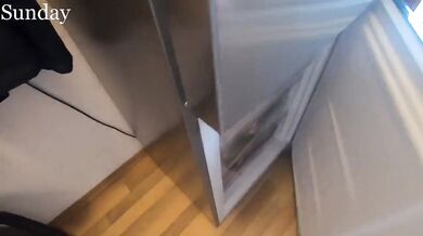 Real Couple Homemade Girlfriend Chokes On Frozen Cum Loads From Glass