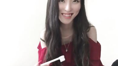 Japanese Amateur POV Dick Sucking Lips With Adult Toys Destroyed By Toothbrush