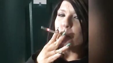 Smoking Fetish MILF JADE Gushing Smoker Solo Amateur Brunette Exclusive