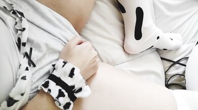 Japanese Masturbating Babe In Cute Panties Squirt Cum Loud Moaning Orgasm HD