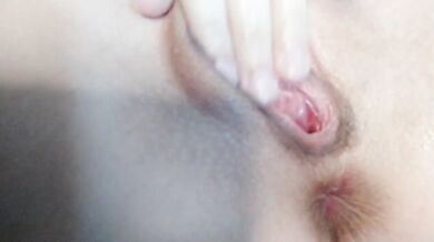 Russian Amateur MILF Fingering Pussy Play Solo Female Masturbation