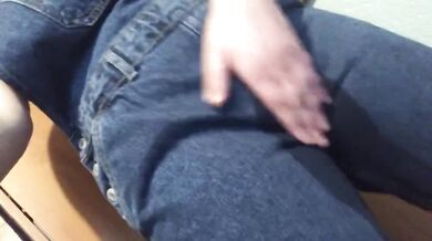 Amateur Girl Wet Denim Overalls Pissing Herself Solo