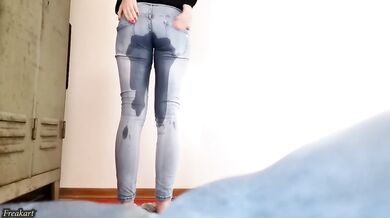Young German Amateur Girl Fills Jeans With Piss While Peeing