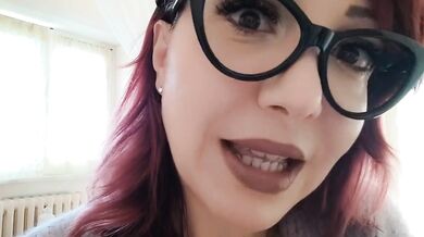 Your Stepmom Has A Secret To Reveal Amateur Milf Big Tits Real Amateur My Hot Stepmom POV Big Ass Kink Underboob
