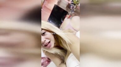 Verified Amateur Blonde First Time Live Bukkake Destroyed Gushing Covered In Cum