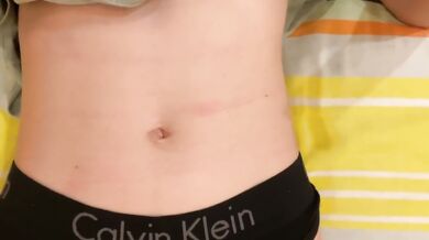 Navel Fingering Destroyed My Belly Button Gushing