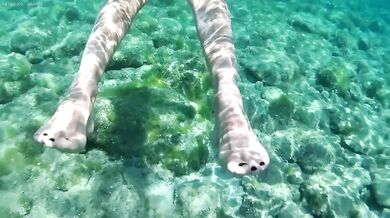 Real Amateur Nude Girl Exhibitionist Swimming and Teasing at Public Beach Risky Outdoor Voyeurism