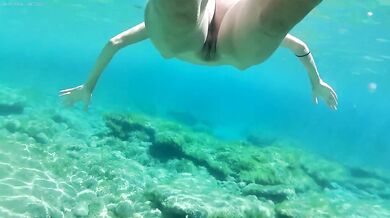 Real Amateur Nude Girl Exhibitionist Swimming and Teasing at Public Beach Risky Outdoor Voyeurism
