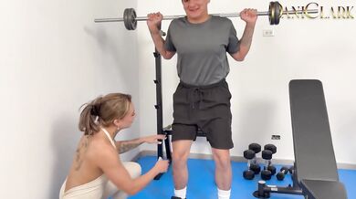 Personal Trainer Destroyed By Student Amateur Latina Blowjob
