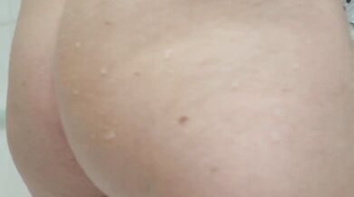 Stepsister Destroyed Clean Shaved Red Pussy In Shower Sex Fronting