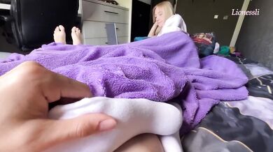 Neighbor Does Not Know Under The Covers While She Is Working Soles Wrinkled Feet Footjob Cum On Soles