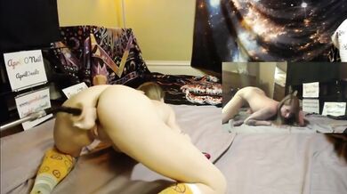 Holiday Dildo Machine Destroyed White Girl Pussy Machine Fuck Hard