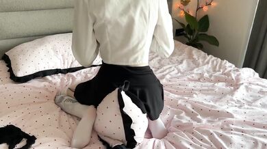 Cute 18 Schoolgirl Masturbates With Pillow And Vibrator