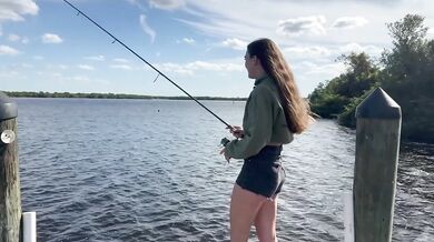 Brunette Big Tits Fishing Girl Gets Hooked Staring at My Ass Outside