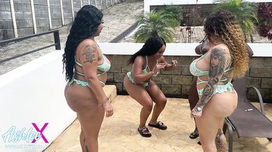 LESBIAN NAUGHTY DICE GAME