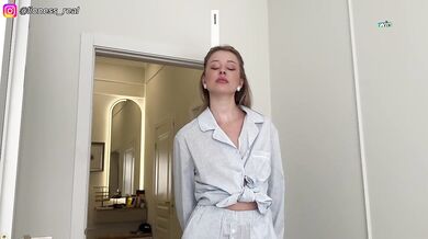 Were You Jerking Off in The Shower Again!? I Won't Take Your Cum Away! Fucking A Young Juicy Stepmom