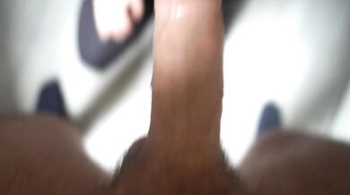 I fuck the ass of a pickpocket who took my phone on the subway