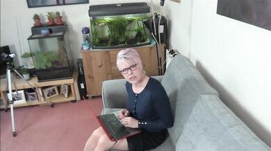 Grandmother GILF 60+ Gives BLOWJOB To Bad Student, Facial CUMSHOT At END!