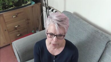 Grandmother GILF 60+ Gives BLOWJOB To Bad Student, Facial CUMSHOT At END!