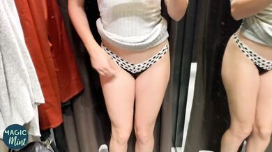 BLONDE YOUNG MILF IN CHANGING ROOM