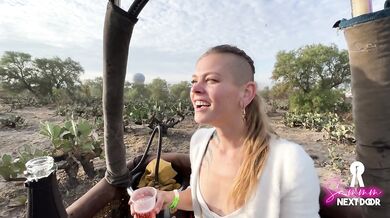 Sammmnextdoor Date Night #05 - Passionate sunrise sex (she swallows) over pyramids in an air balloon