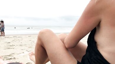 More Real Amateur Public Sex Risky on the Beach !!! People walking near...