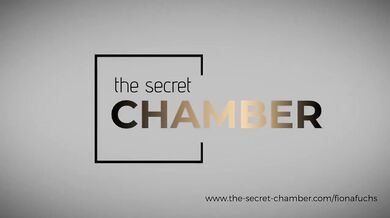 Fiona Fuchs meets the LOVE-Chamber - Glory hole