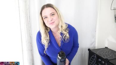 Stepmom prepares stepson's dick for college