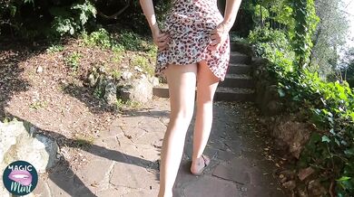 OUTDOOR REAL PUBLIC SEX GIRL FUCKED BY A STRANGER WHEN UPSKIRT