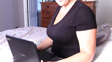StepBrother Catches StepSis