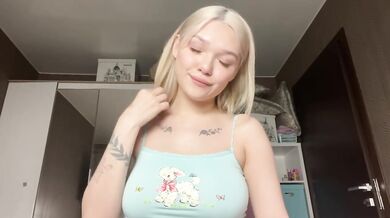 pov: riding daddy’s cock