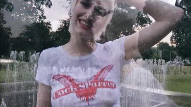 Lynn-Tonic - Public Boob Show
