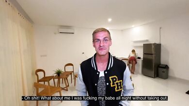 Californiababe is cheating her cuckold boyfriend behind his back