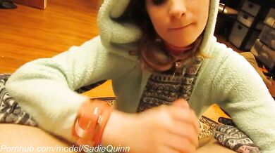 Sadie Quinn: Onesie Blowjob--A Welcome Workplace Distraction
