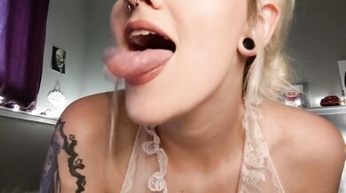 tongue & drool porn