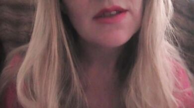 AMSR: Smoking Seduction - Keep a MILF company please?