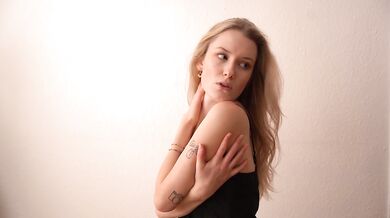 Flirty Model Distracts You on a Photoshoot ASMR Roleplay